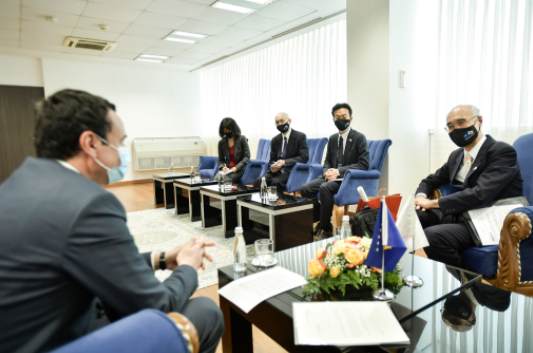 Kryeministri japonez ia kthen letrën Kurtit, shpreh gatishmëri për bashkëpunim të mëtejshëm