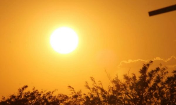 Ky vend shënon rekord, regjistron temperaturën më të lartë të muajit dhjetor