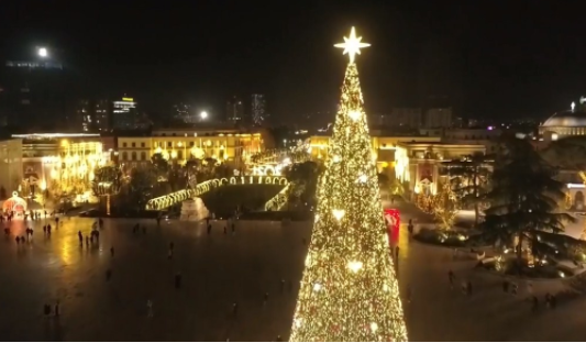 Shqipëri: Viti i ri jashtë shtëpisë, 90% e rezervimeve, nga Kosova!