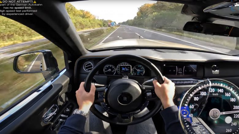 Kështu duket vozitja me Rolls Royce me shpejtësi prej mbi 250 km/h