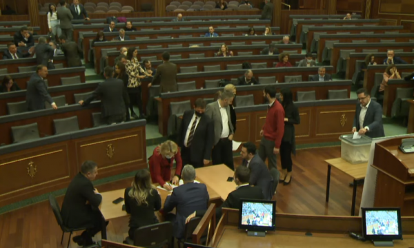 Rundi i dytë i votimit për gjykatës të Kushtetueses: Qorrolli dhe Jashari më pak të votuarit