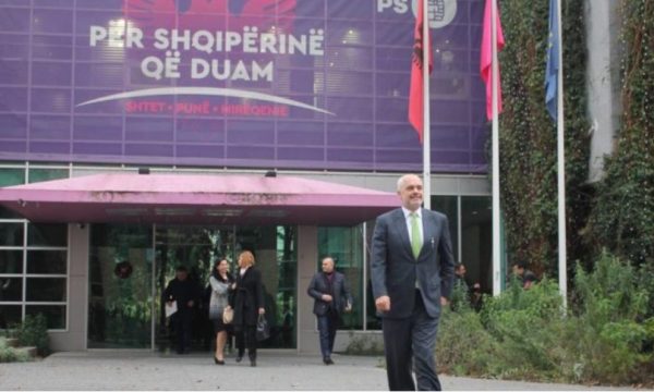 Rama mbledh Kryesinë e PS në seli, priten emrat e 6 kandidatëve për zgjedhjet e 6 Marsit