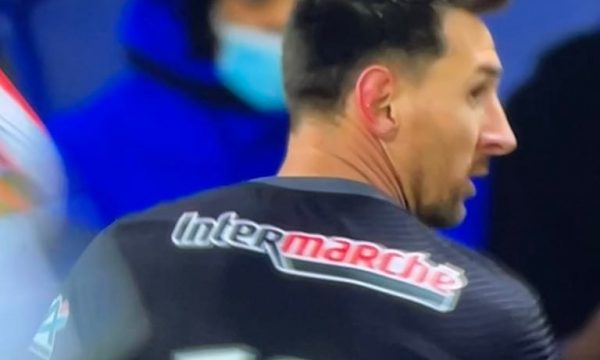 Messi paraqitet sonte me numrin 10-të në fanellë