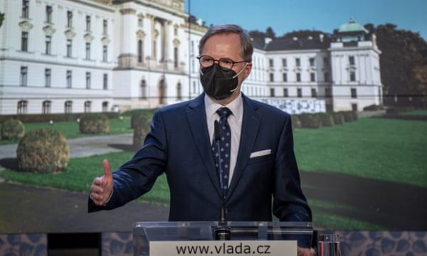 Çekia rrezikon izolimin nga BE-ja: Ministrat nuk dinë të flasin anglisht