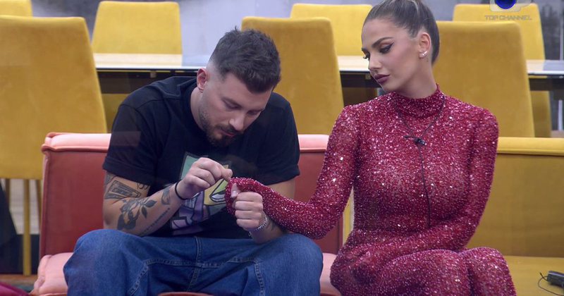 Pas daljes nga “Big Brother VIP”, Donaldi ka një mesazh për Beatrixën