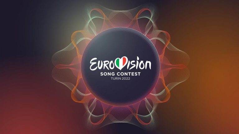 Këngëtarja e hitit të famshëm, prezantuese e Eurovision 2022