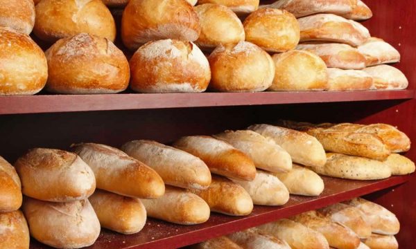 “1 euro ka me u bo buka në Kosovë”, Krasniqi thotë se Qeveria s’po vepron për të parandaluar rritjen e çmimeve