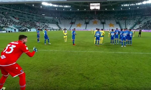 Juve shënon dy gola të shpejtë, VAR anulon njërin