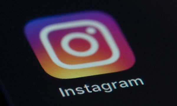 Kjo është gruaja më e ndjekur në Instagram