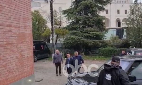 Para protestës së Berishës, Basha që në mëngjes në selinë e PD, zbulohet axhenda