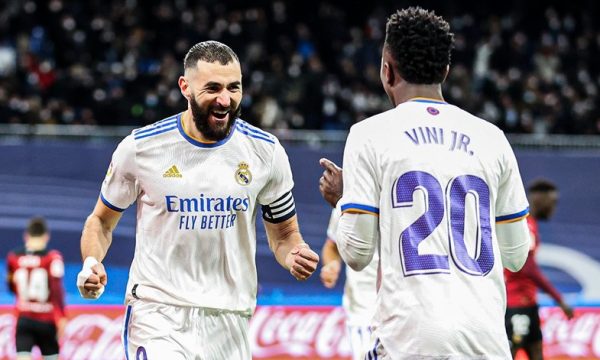 Real Madridi fiton lehtësisht ndaj Valencias, shkëlqen dyshja Benzema-Vinicius