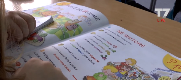 Tekstet alternative në shkolla nën minimalen e vlerësimit