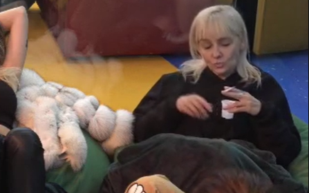 I kërkoi marrëdhënie treshe me lopën, Monika nuk e heq nga mendja shakanë e Ilirit