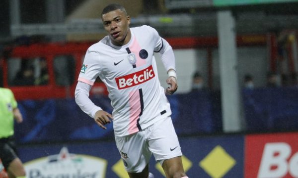 PSG e “shkel” ekipin e ligës së katërt, kalon tutje në Kupën e Francës