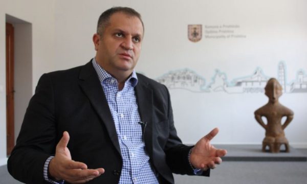 Ahmeti i reagon deputeti të VV-së për komentin me të verbrit: Ju spo shihni para hundës