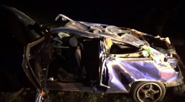 Aksident tragjik në Greqi, humb jetën i riu shqiptar, makina e copëtuar
