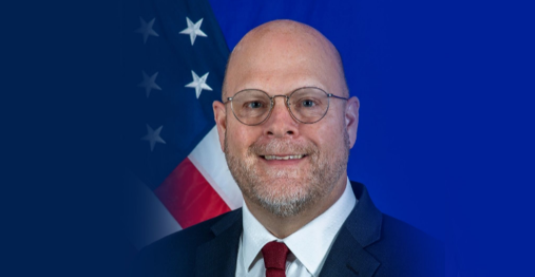 Çka është ‘kaq kosovare’ që atij nuk duhet t’i ikë?/ Ambasada amerikane me pyetje për Hovenier