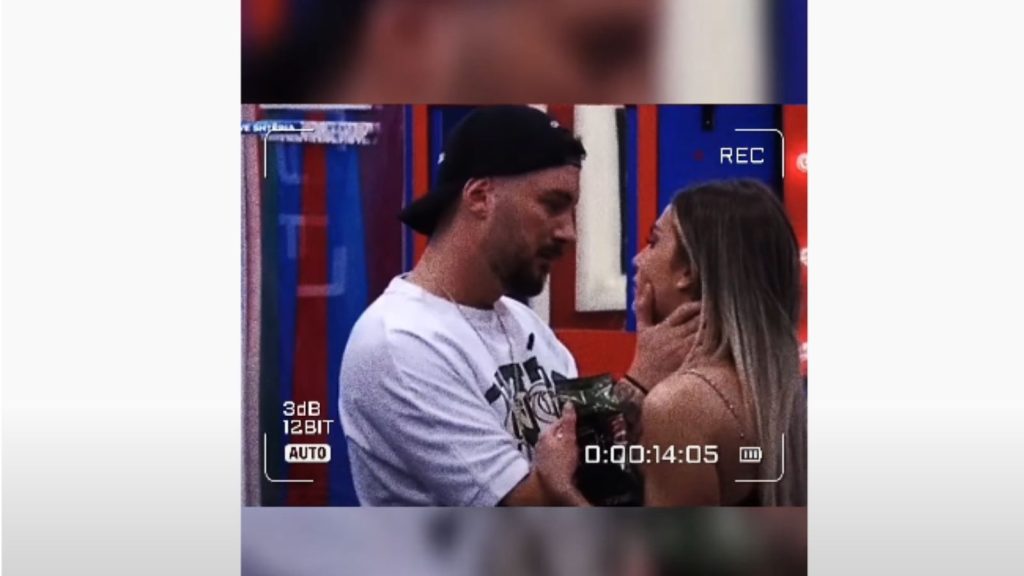 “Nëse ke ndonjë shqetësim merr në telefon”, çka i përshpëriti në vesh Donaldi Beatrixës?