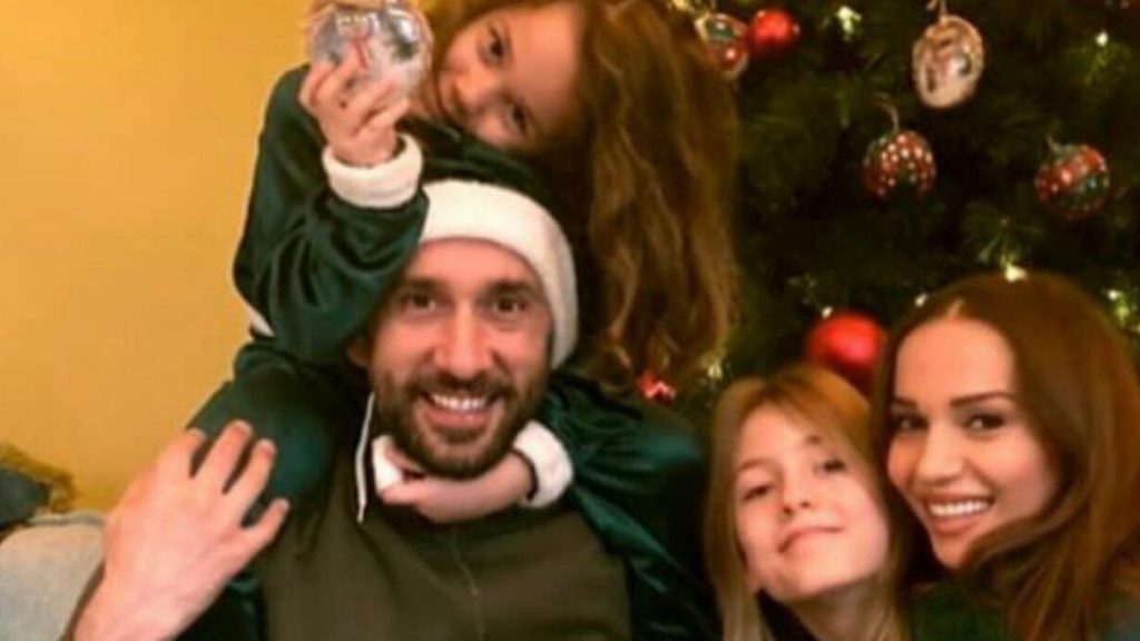 Teuta Krasniqi uron Vitin e Ri me familje: Shëndet dhe gëzime