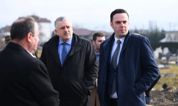 Thirret kuvend i jashtëzakonshëm, Veliu e akuzon Abdixhikun se po e çon drejt shkatërrimit degën e Podujevës