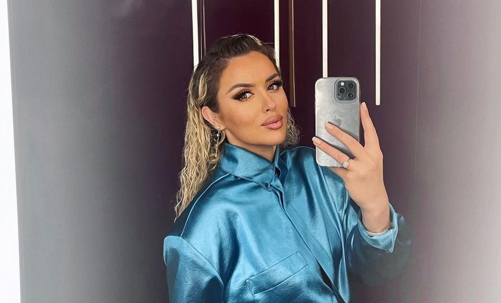 Antonela vazhdon pushimet në Dubai, poston tjera imazhe