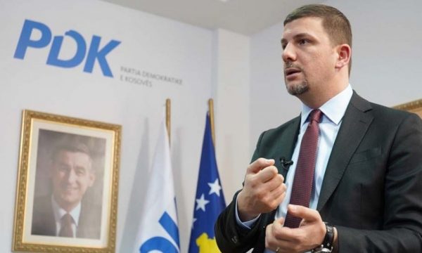 Krasniqi: Mbajtja e referendumit të Serbisë në Kosovë është antikushtetuese