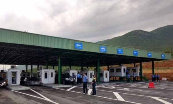 Nis protesta e kuksianëve në Morinë për ta kundërshtuar vendimin e Qeverisë së Kosovës