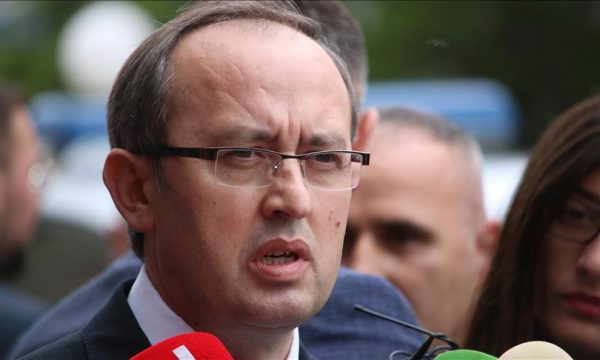 Hoti: Qeveria Kurti e korruptuar deri në fyt