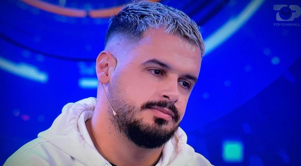 Pas daljes nga BBV, Dagz poston foto me këta dy persona të zemrës