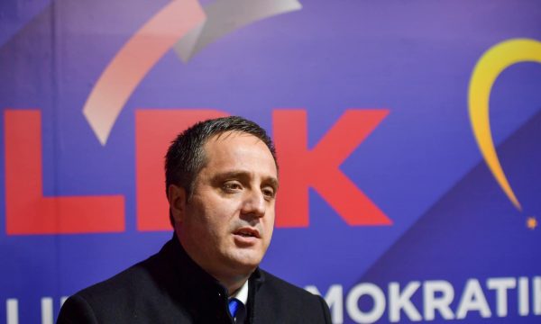 Driton Selmanaj tregon pse nuk e votoi për miratimin e Rezolutës kundër referendumit serb në Kosovës