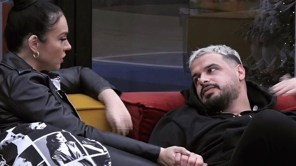 Monika këshillon Einxhelin: Ti do jesh më shumë luftarake
