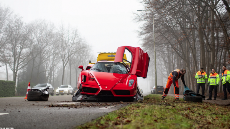 E nxori për ta testuar, mekaniku e përplasi Ferrarin që kushton hiq më pak se tre milionë dollarë