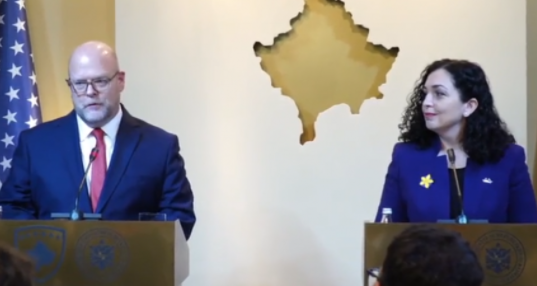 Ambasadori amerikan thotë se në Kosovë ka ende punë për të bërë