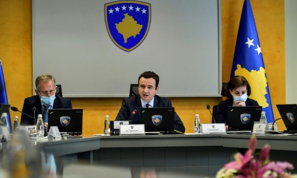Vjen reagimi i parë i qeverisë Kurti pas kërkesës së ndërkombëtarëve për t’i lejuar serbët e Kosovës të votojnë në referendum