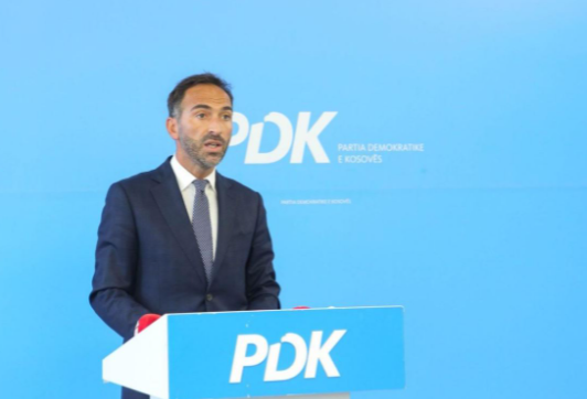 PDK: Jemi kundër rritjes së çmimit të rrymës, Qeveria të mos e ngarkojë xhepin e familjeve kosovare