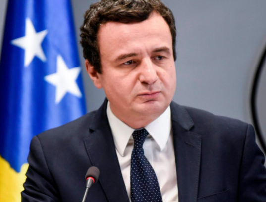 Kurti fton ndërmarrësit dhe investitorët e huaj të investojnë në Kosovë