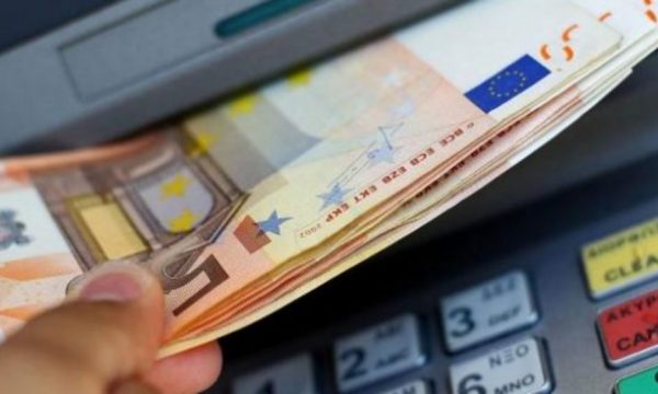 SPSK kërkon që paga minimale në Kosovë të mos jetë nën 400 euro