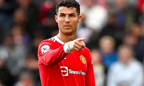 Cristiano Ronaldo mund ta zëvendësojë Mbappen në PSG