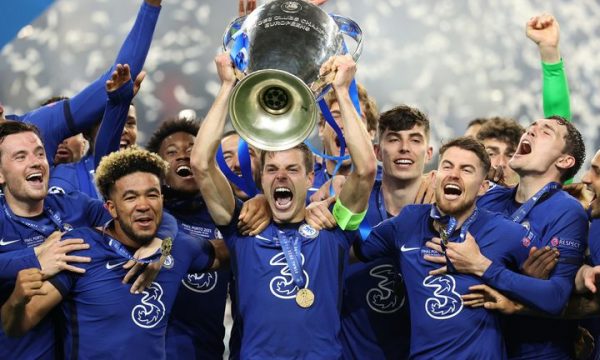Chelsea njofton humbje masive pavarësisht triumfit në Champions League