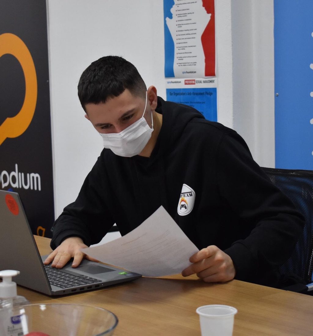I riju lipjanas Donik Fazliu me suksese të mëdha në aspektin teknologjik