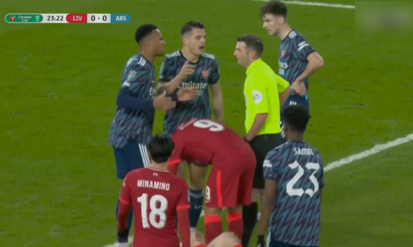 Xhaka lënë në baltë Arsenalin, përjashtohet me të kuq