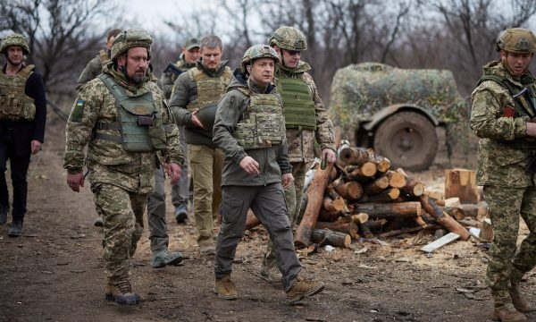 Ukraina u drejtohet qytetarëve të botës: Ejani ta mposhtim Putinin si dikur Hitlerin