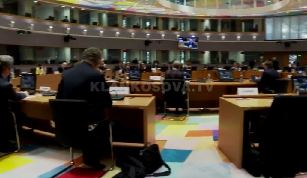 Këto janë vendimet që u morën pas mbledhjes së ministrave të mbrojtjes të BE-së (VIDEO)