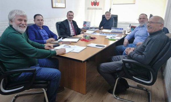 Pakënaqësi me draftin e Ligjit të Pagave, mblidhen sindikatat