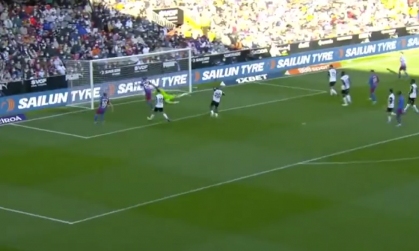 Barcelona e pamëshirshme, Aubameyang shënon sërish