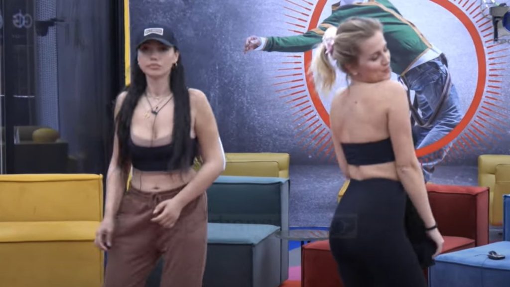 Einxhel dhe Beniada e kalojnë pasditen duke bërë twerk