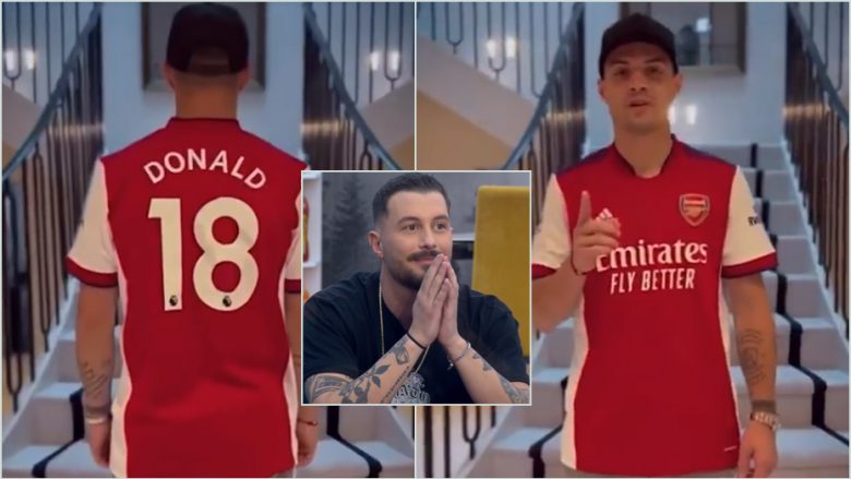 Me fanellën e Arsenalit që mban emrin e tij, Granit Xhaka del në mbështetje të Donald Veshajt për finalen