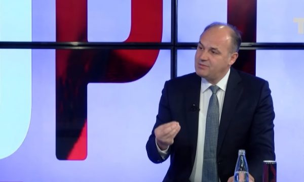 Hoxhaj: Kosova ta shfrytëzojë vëmendjen amerikane dhe europiane për anëtarësim në OKB, pas 2023 mund të jetë vonë