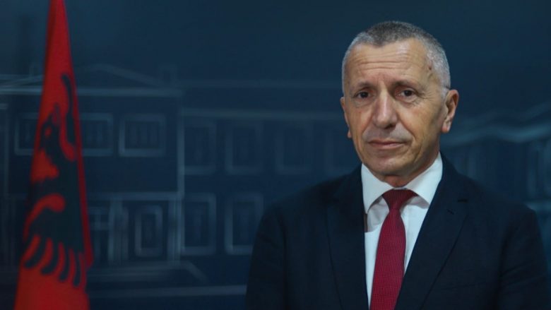 Kamberi: Më mirë më pak deputetë shqiptarë në Serbi por që ushtrojnë politika të mira, se të kemi 5 të tillë të orientuar gabimisht
