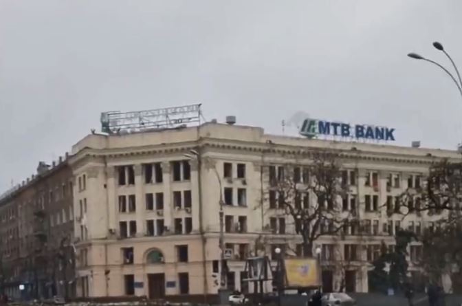 Sulmet ruse godasin qendrën e Kharkiv (VIDEO)
